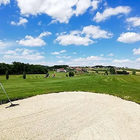 Golf Hotel 3*