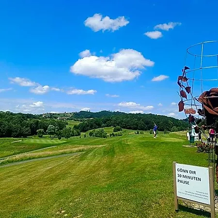Golf Hotel