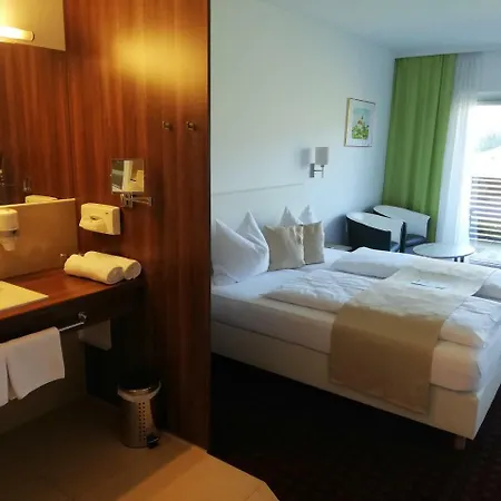 Отель Golf Resort Kloech Клёх